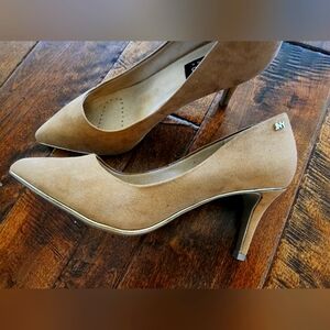 Jones New York. Beautiful Camel Color. Ultra Soft suede with gold accents ! NEW!